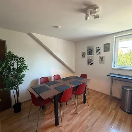 3 Bedroom Premium - Free Parking Appartamento Villach
