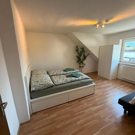 3 Bedroom Premium - Free Parking Villach